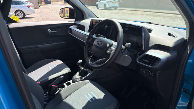 Ford Transit Courier Diesel 1.5 EcoBlue Limited Van - Image 6